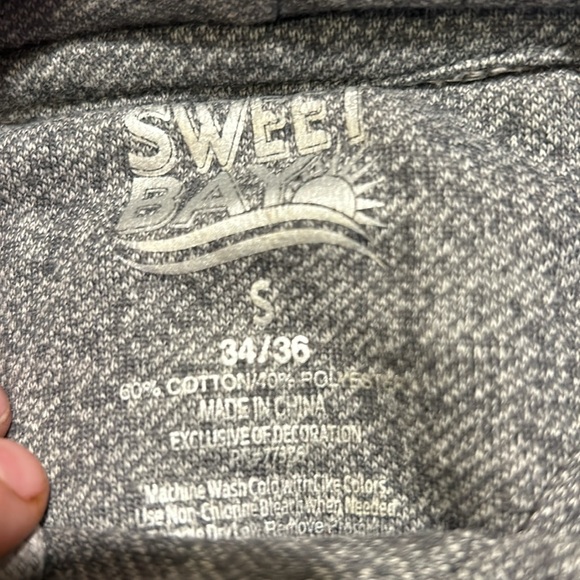 Sweet Bay Kentucky hoodie - Picture 3 of 4